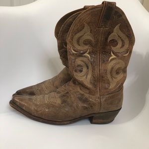 Justin Cowgirl boots
